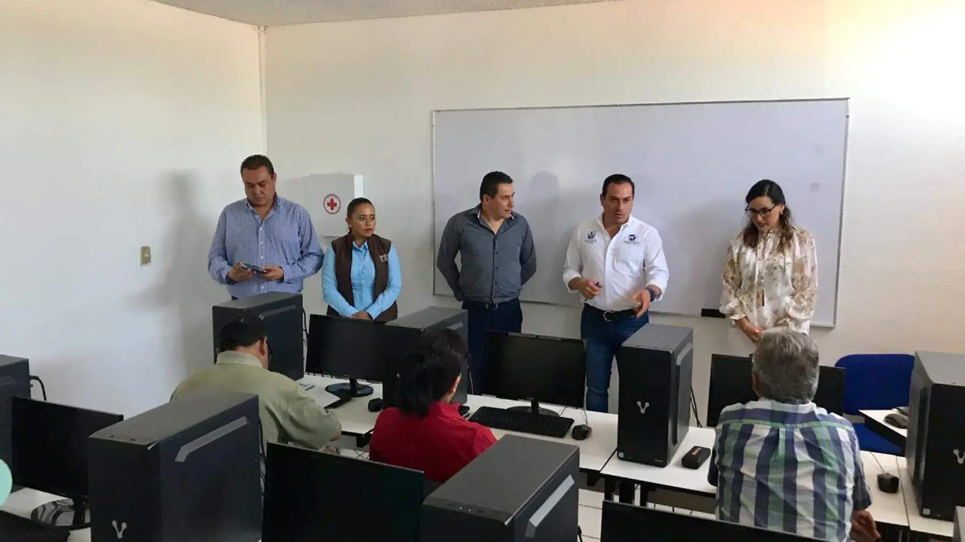 Continuamente se llevan a cabo cursos de desarrollo económico.  Foto Cortesía.